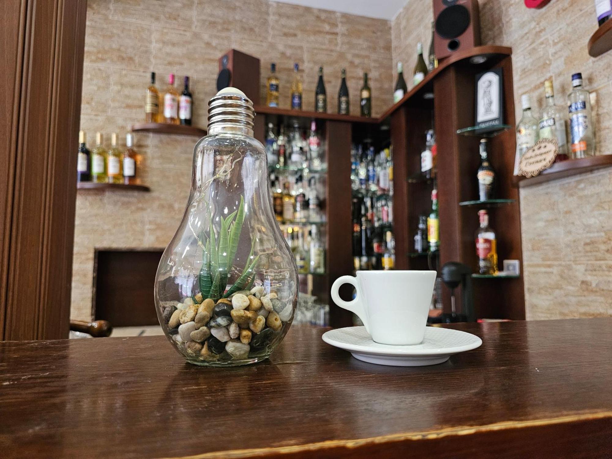 Family Hotel Jeri Βέλινγκραντ Εξωτερικό φωτογραφία